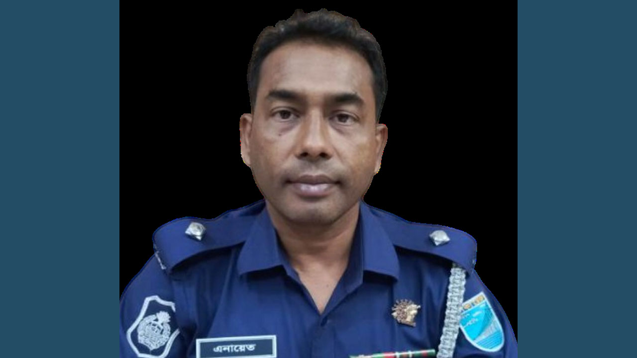 ওসির ঘুষ নেওয়ার ভিডিও ভাইরাল— বলেন, ‘কম টাকা দিলে কী ইজ্জত থাকে’